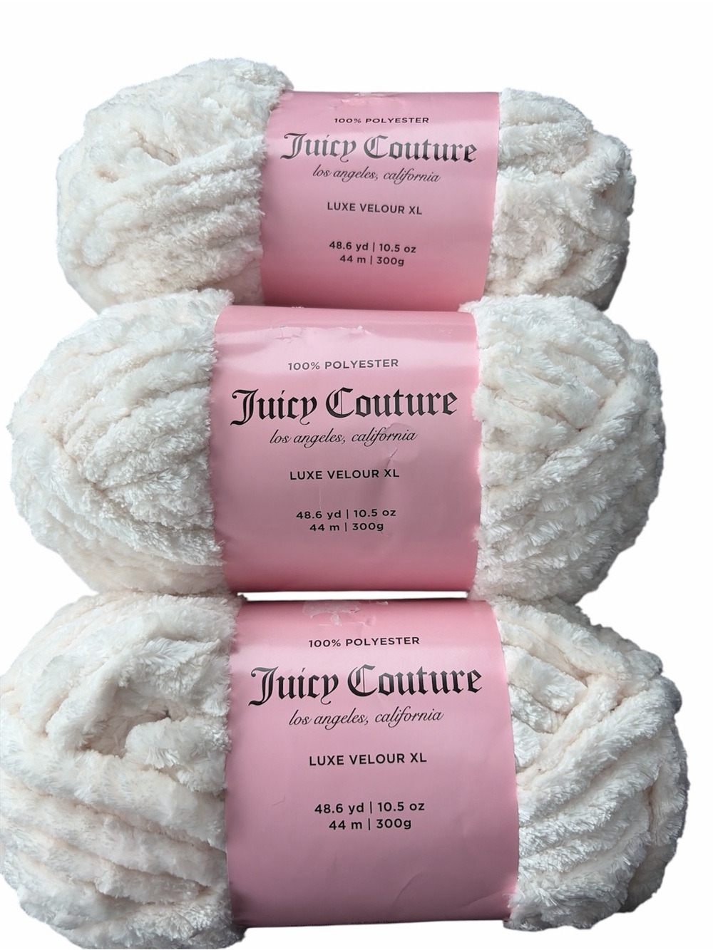 Juicy Couture Luxe Velour XL Yarn in Angel - 3 skeins